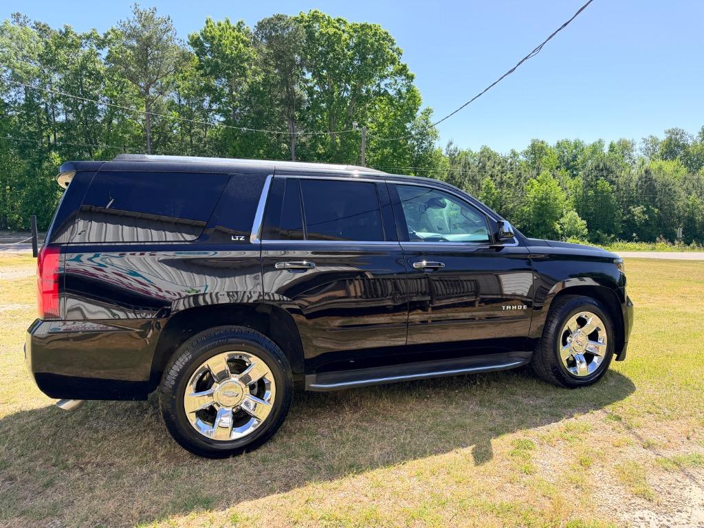 2015 Chevrolet Tahoe LTZ - Photo 9