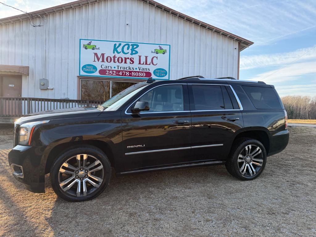 2017 GMC Yukon Denali's photo